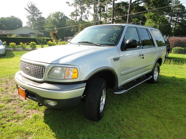 Ford Expedition 2000 photo 1