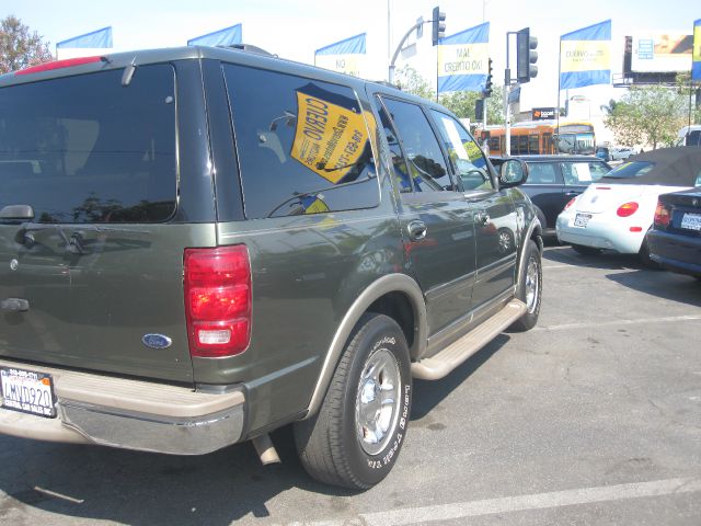 Ford Expedition 2000 photo 1