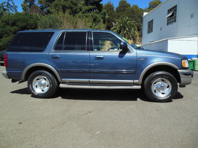 Ford Expedition 2000 photo 4