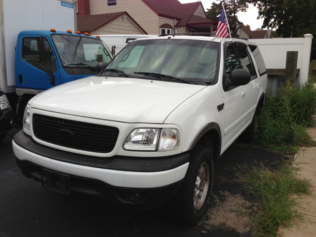 Ford Expedition 2000 photo 2