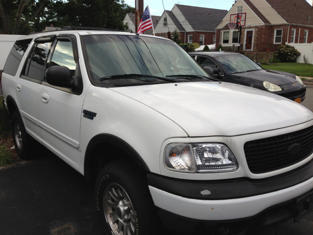 Ford Expedition 2000 photo 4