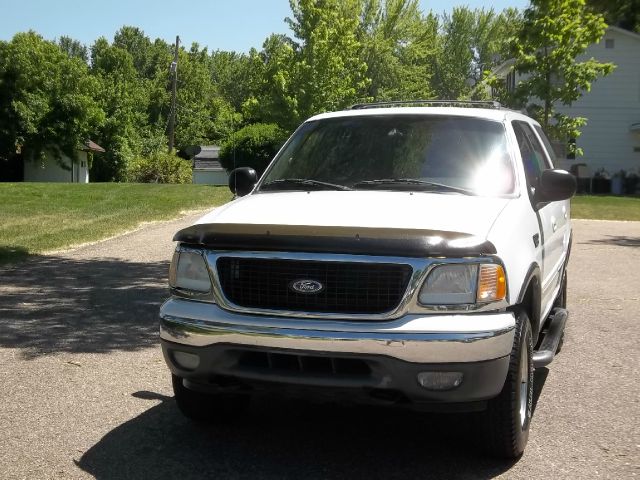 Ford Expedition 2000 photo 22