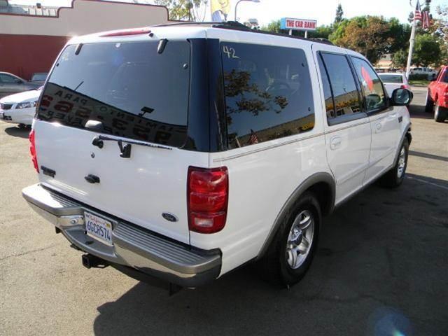 Ford Expedition 2000 photo 3