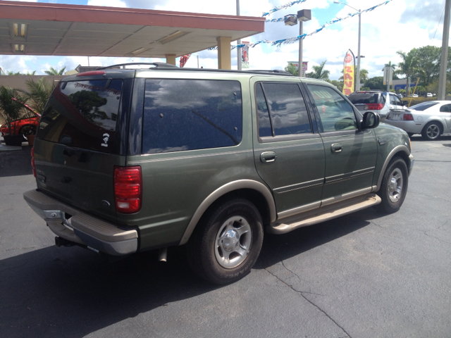 Ford Expedition 2000 photo 2