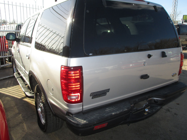 Ford Expedition 2000 photo 1