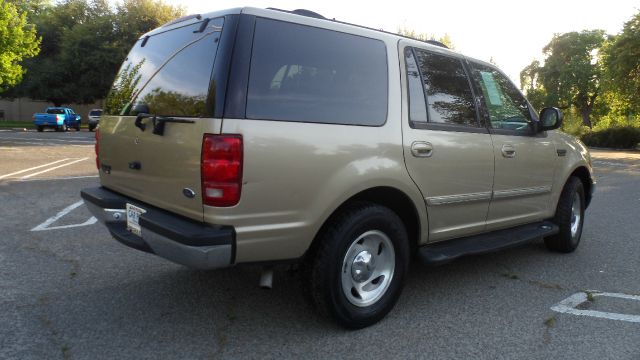 Ford Expedition 2000 photo 1