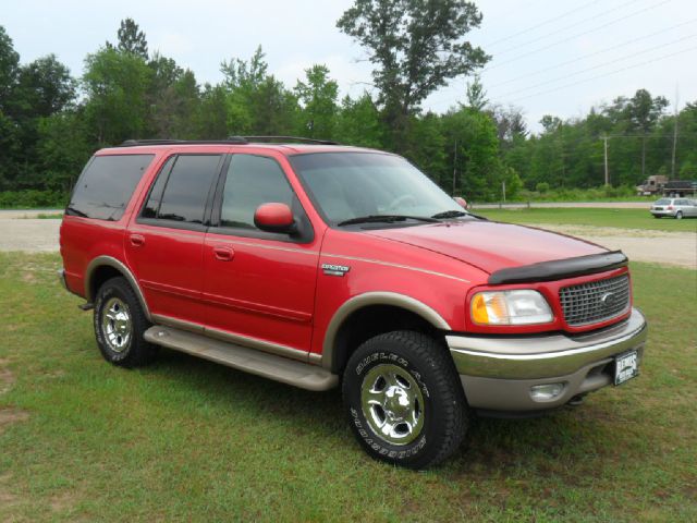 Ford Expedition E320 - Extra Sharp SUV