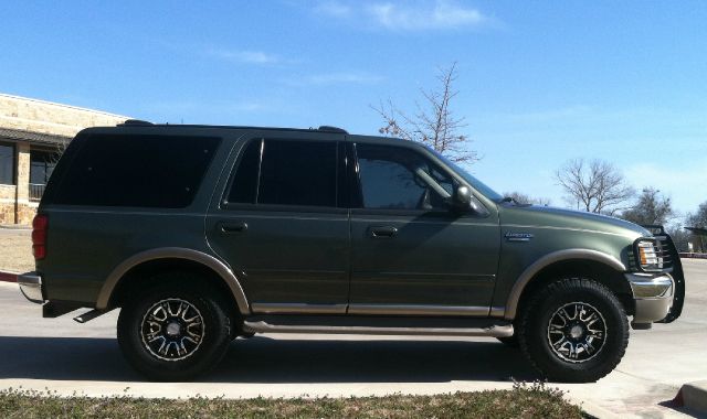 Ford Expedition 2000 photo 2