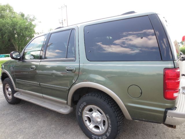 Ford Expedition 2000 photo 1