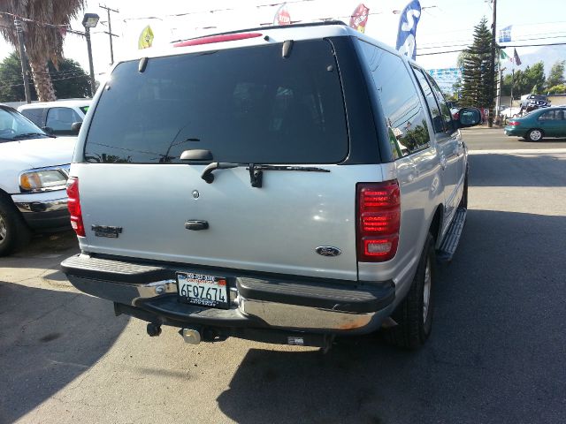 Ford Expedition 2000 photo 2