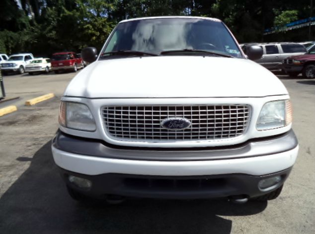 Ford Expedition 2000 photo 2