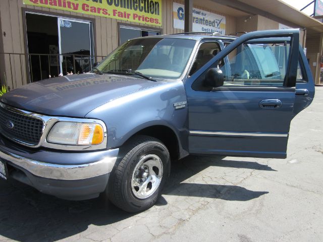 Ford Expedition 2000 photo 2