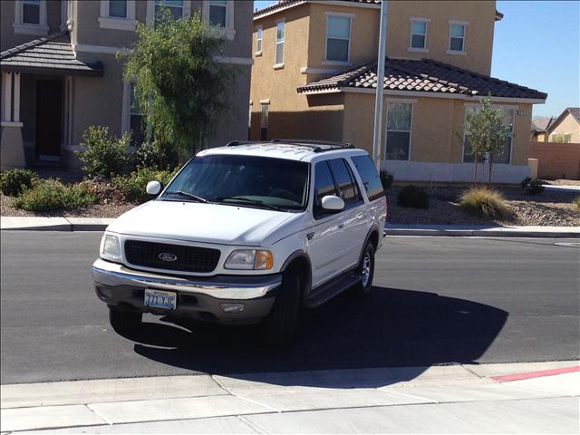 Ford Expedition 2000 photo 1