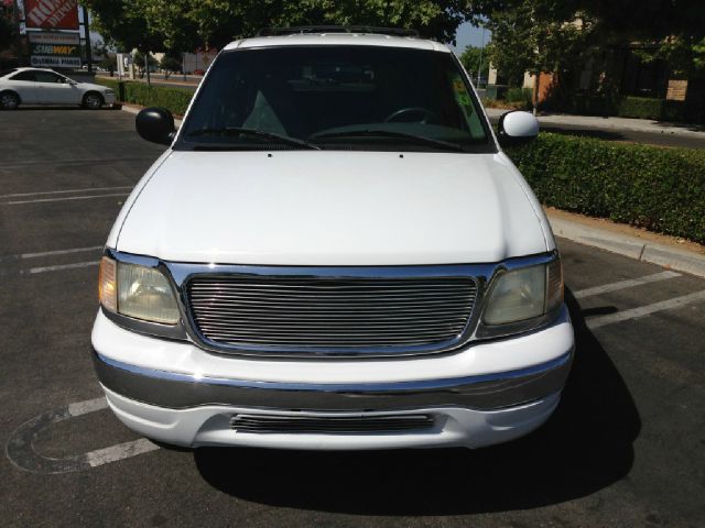 Ford Expedition SL 4x4 Regular Cab SUV