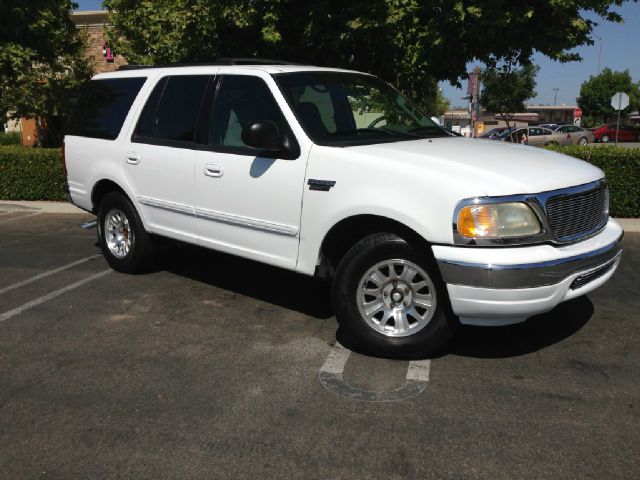 Ford Expedition 2000 photo 3