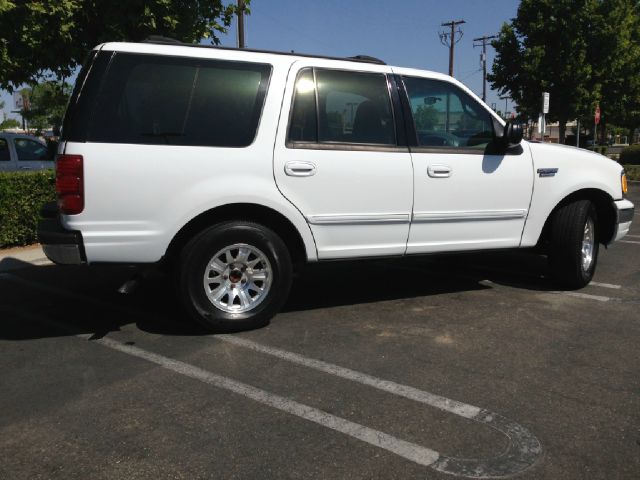 Ford Expedition 2000 photo 4