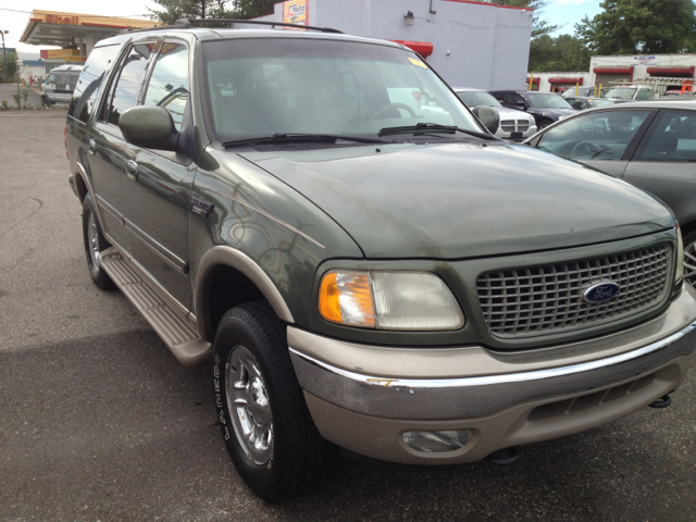 Ford Expedition 2000 photo 3