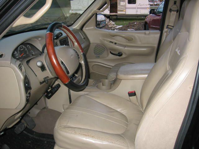 Ford Expedition 2000 photo 4