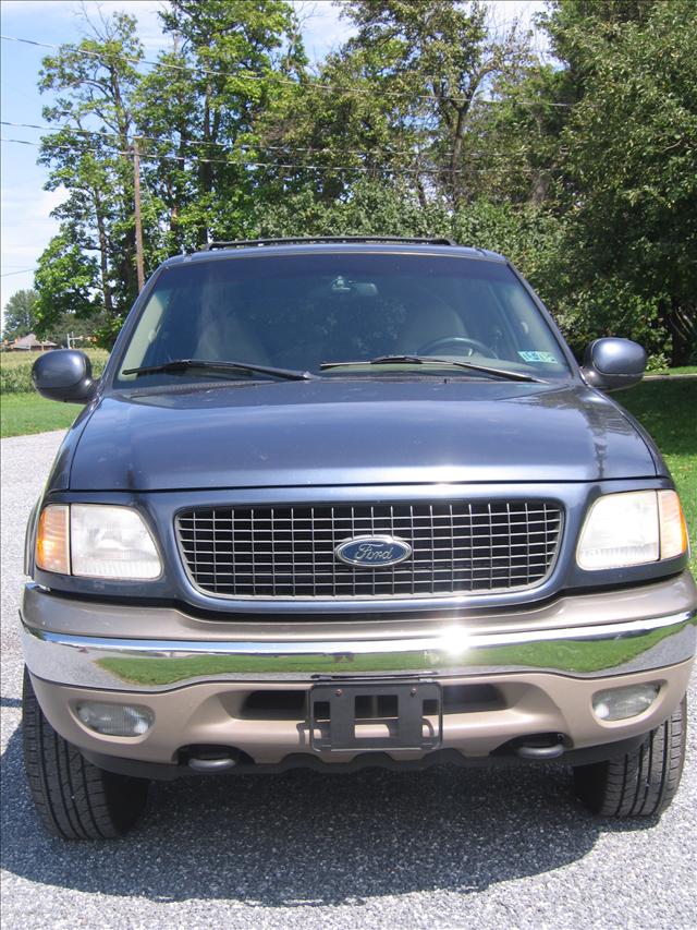 Ford Expedition 2000 photo 2