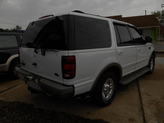 Ford Expedition 2001 photo 2