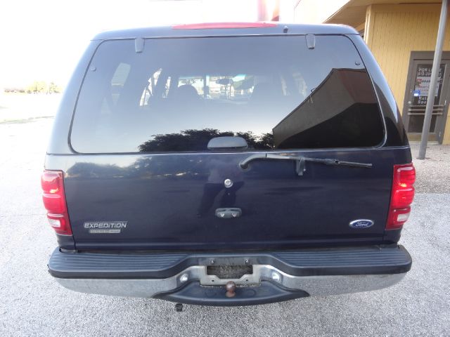 Ford Expedition 2001 photo 1