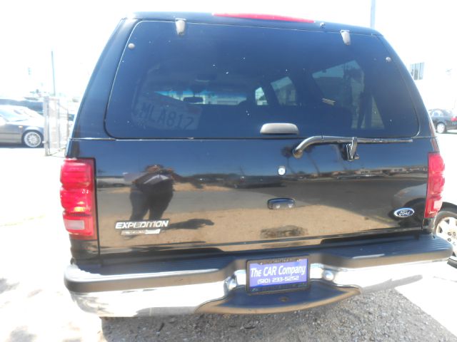 Ford Expedition 2001 photo 1