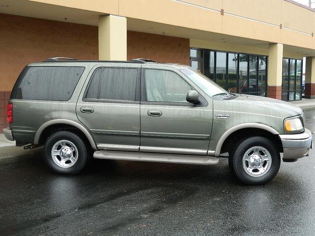 Ford Expedition 2001 photo 1