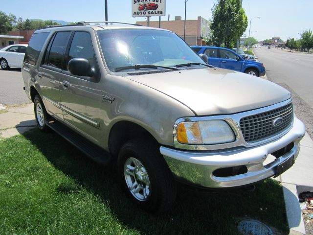 Ford Expedition 2001 photo 3