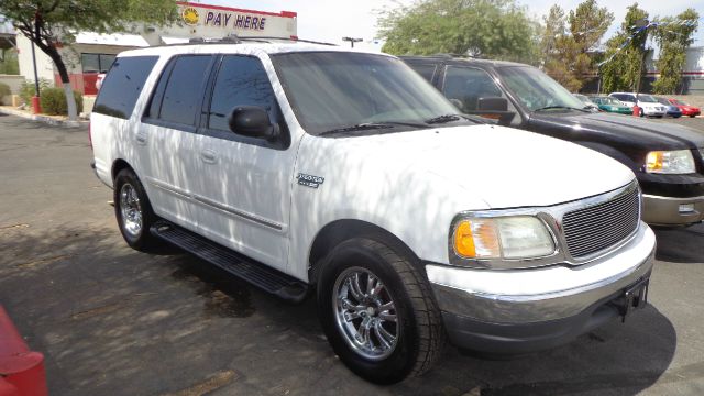 Ford Expedition 2001 photo 2