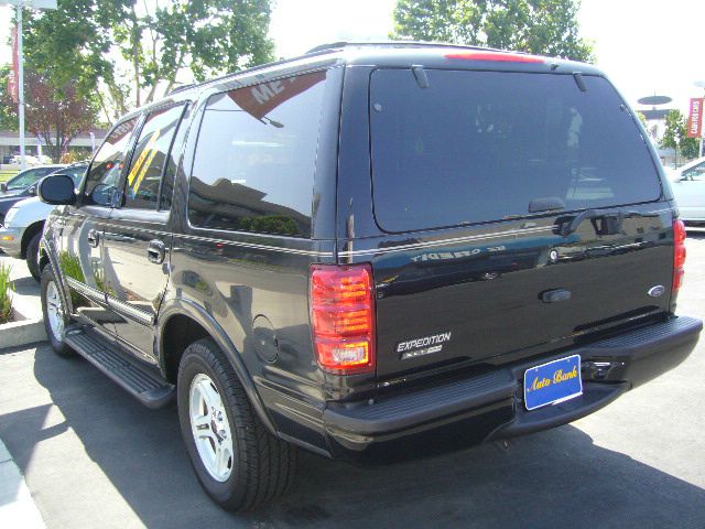 Ford Expedition 2001 photo 2