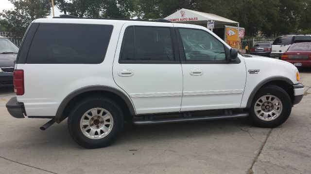 Ford Expedition 2001 photo 2