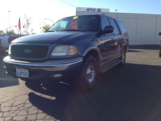 Ford Expedition 2001 photo 2