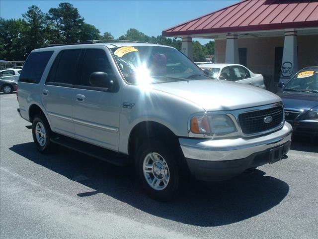 Ford Expedition 2001 photo 2