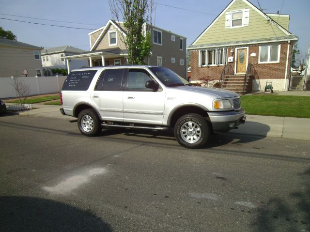 Ford Expedition 2001 photo 1