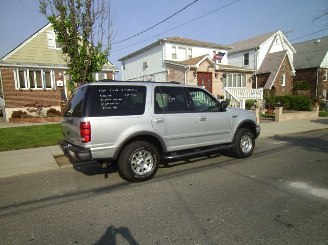 Ford Expedition 2001 photo 2