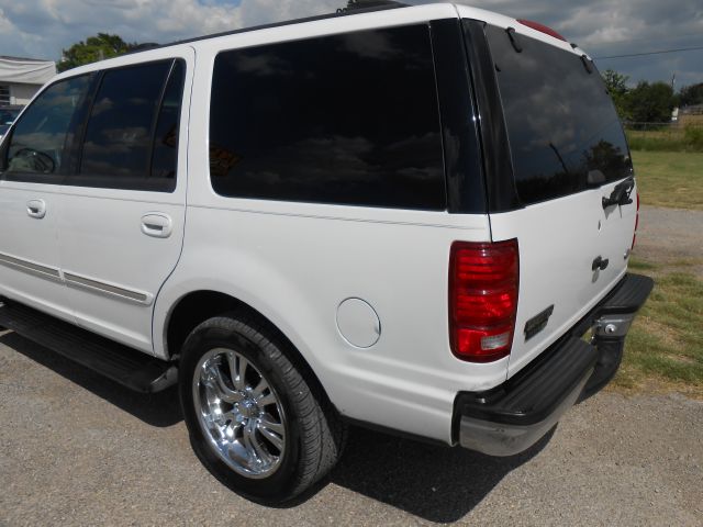 Ford Expedition 2001 photo 3