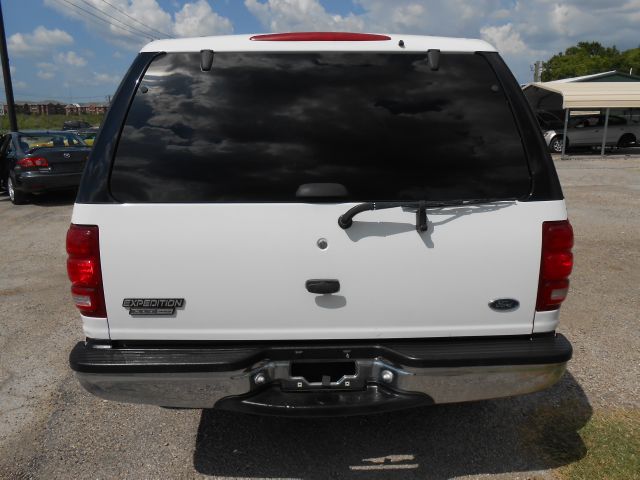 Ford Expedition 2001 photo 4