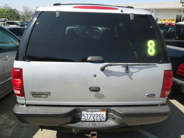 Ford Expedition 2001 photo 3