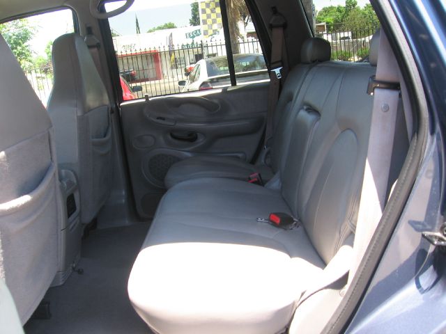 Ford Expedition 2001 photo 8