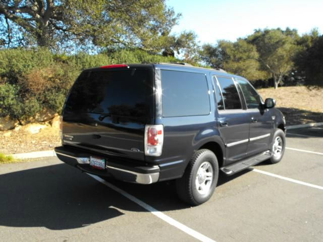 Ford Expedition 2001 photo 2