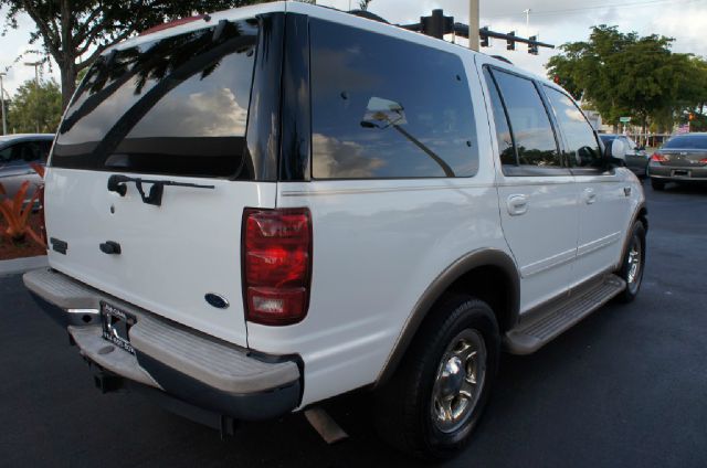 Ford Expedition 2001 photo 2