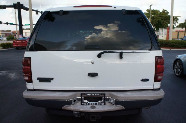 Ford Expedition 2001 photo 3