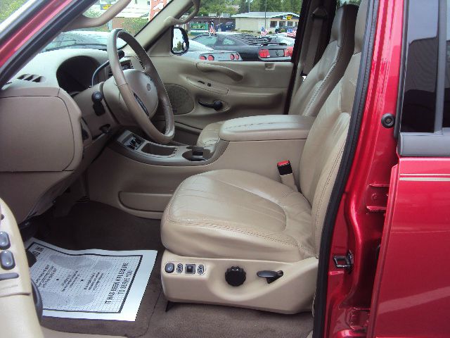 Ford Expedition 2001 photo 22