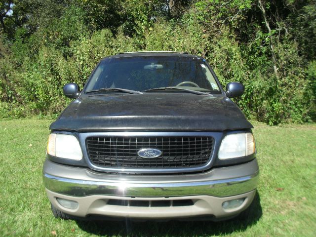 Ford Expedition 2001 photo 3