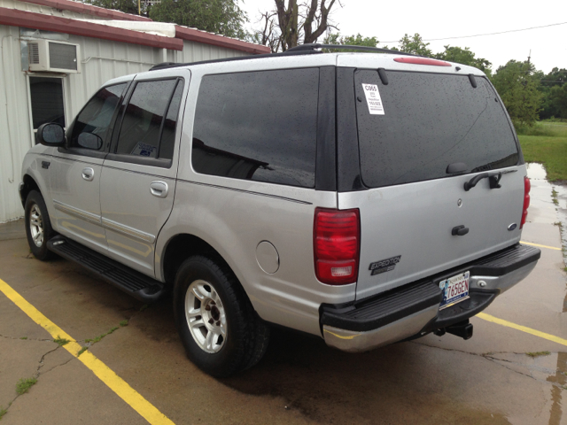 Ford Expedition 2002 photo 3