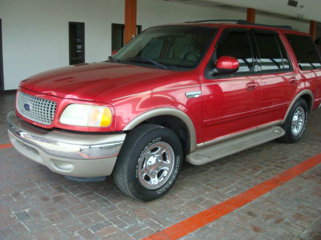 Ford Expedition 2002 photo 1