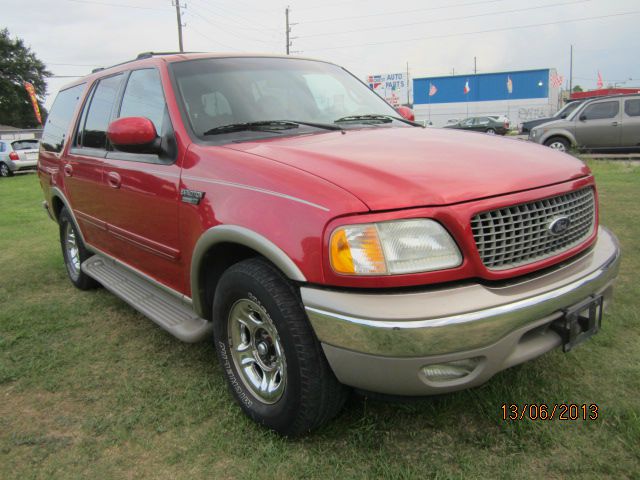 Ford Expedition 2002 photo 3