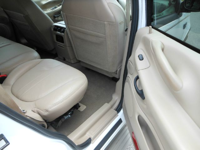 Ford Expedition 2002 photo 4