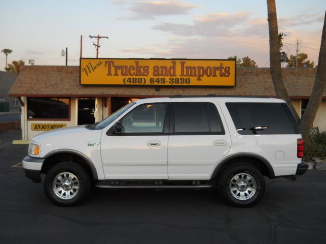 Ford Expedition 2002 photo 1