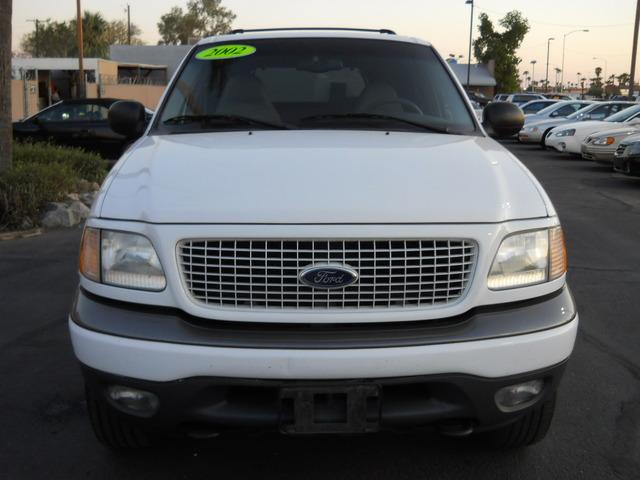 Ford Expedition 2002 photo 3